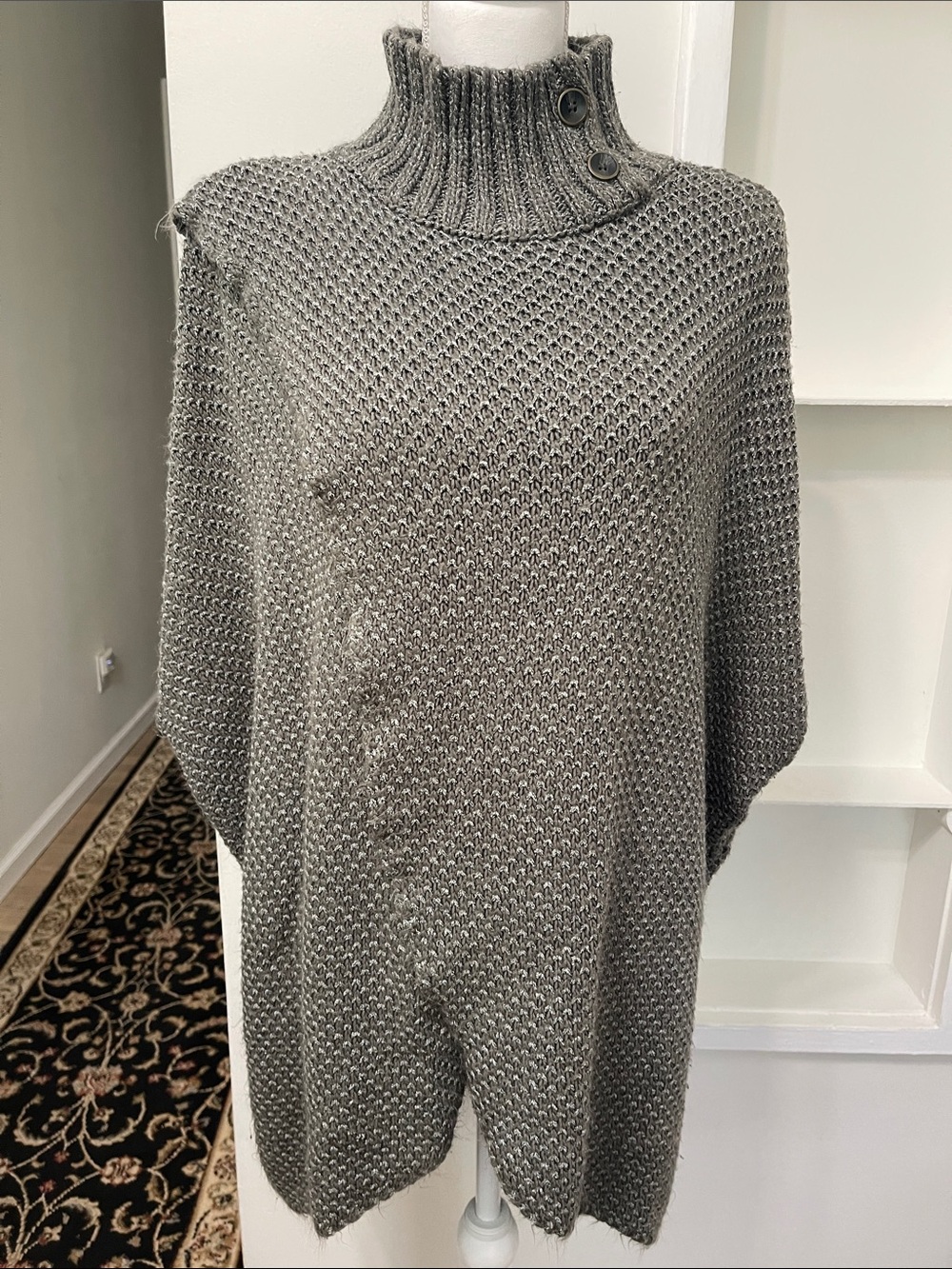 Simply Noelle Gray Knit Button Turtleneck Poncho Sweater Cape Size L/XL
